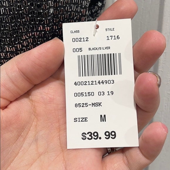 Dress - Picture 3 of 3